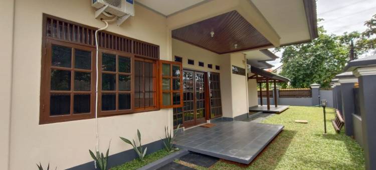 Siloyo homestay - Family homestay in cinere, depok图片