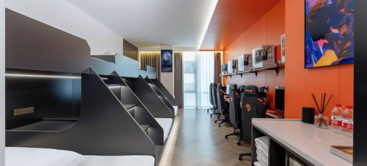 布尼顿电竞酒店(润达国际店)图片