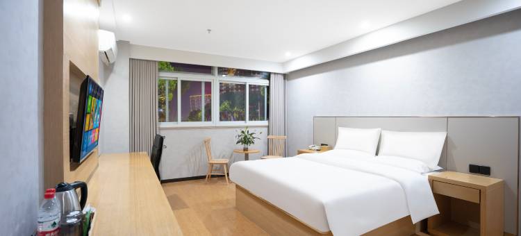 艺龙安云酒店(常州孟河嘉宏星光城店)图片