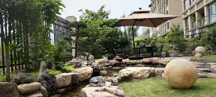 南岭·半舍酒店(凯里学院高铁南站店)图片