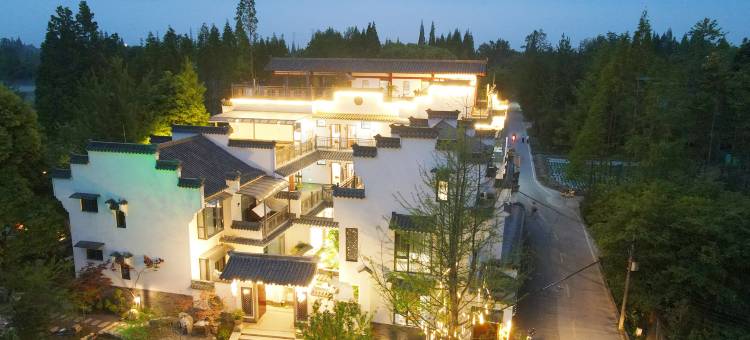 陌上耘心精品.私汤民宿(都江堰高铁站店)图片