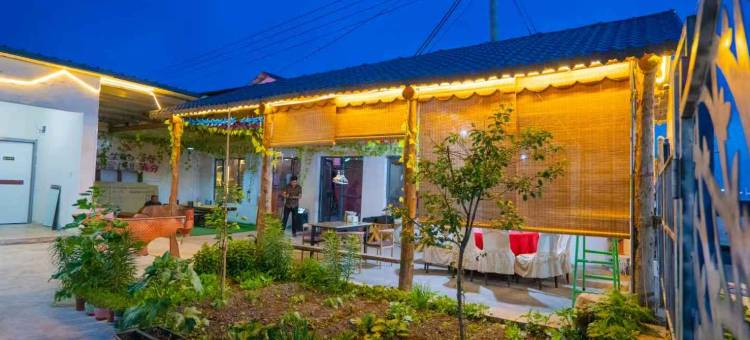 聆风民宿(那拉提景区游客中心店)图片