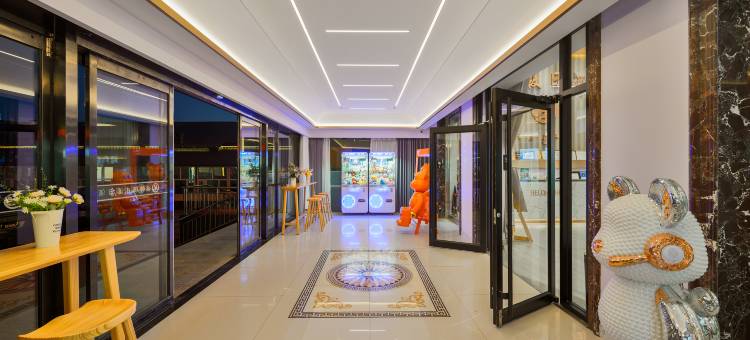 赫隆假日酒店(乌兰布统草原景区店)图片