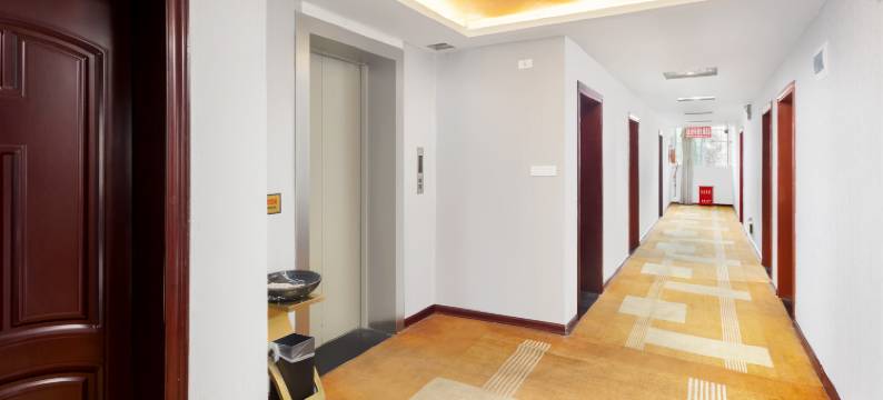 凯里七米阳光酒店(贵州电子信息学院店)图片