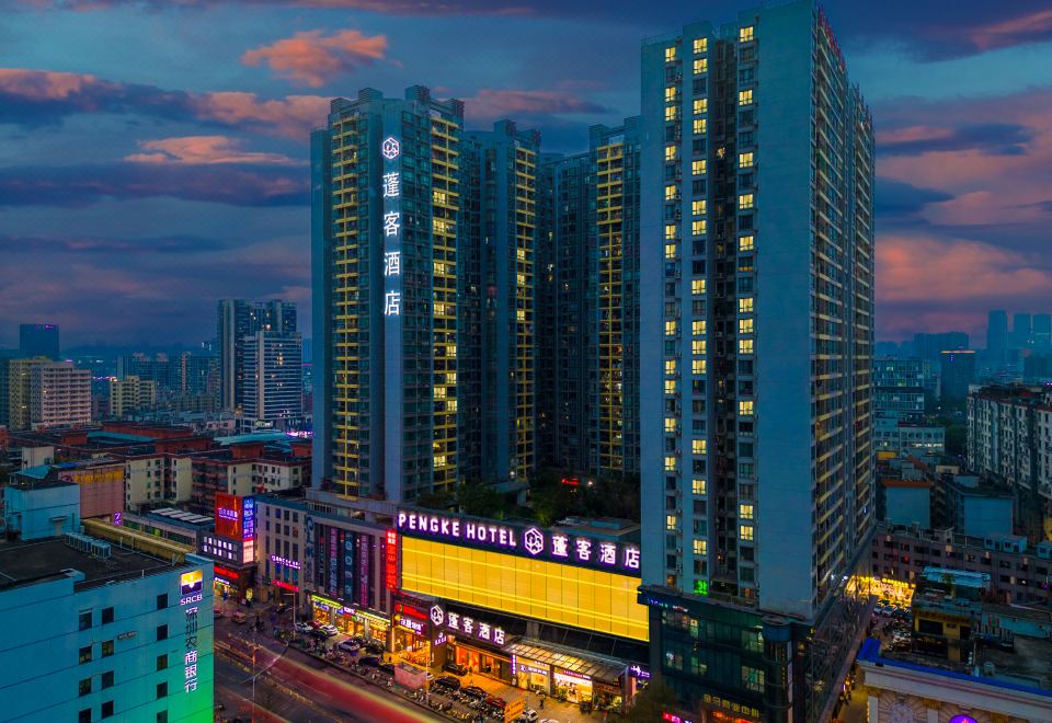 蓬客酒店（深圳北站店）外景图