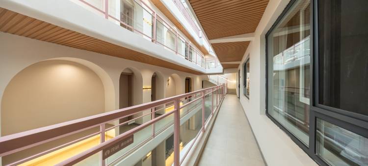 花筑·Bloom锦途设计师民宿(北戴河刘庄夜市店)图片