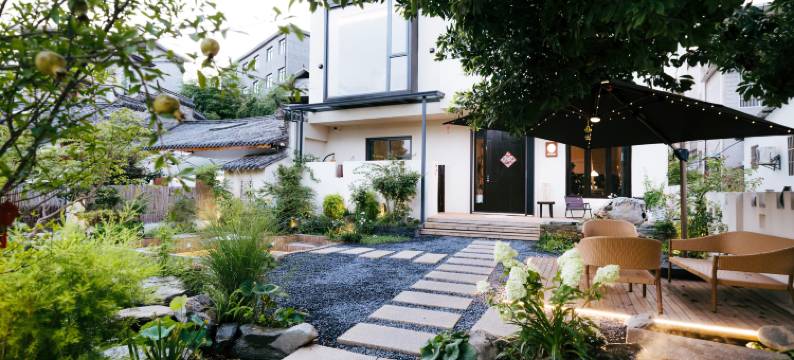 向晚小墅·艺术生活villa小院(陶溪川创意广场店)图片