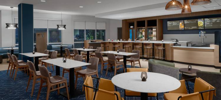 南奥兰多大湖区万怡酒店(Courtyard Orlando South/Grande Lakes Area)图片