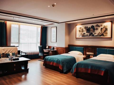 西宁美玲酒店(西宁火车站东关大寺店)