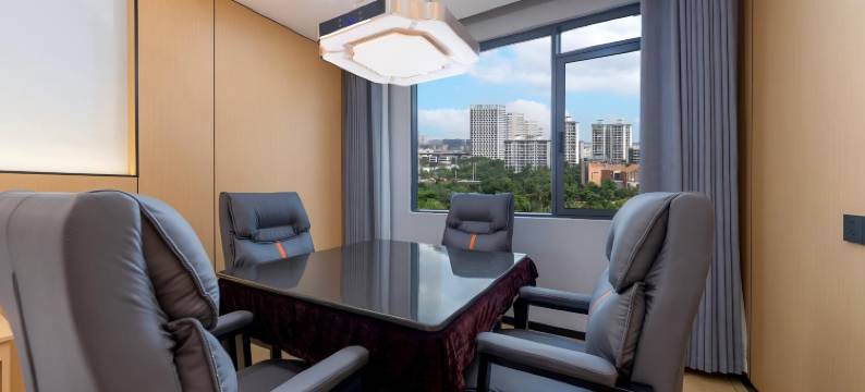 东方铂思特酒店(东方高铁站店)图片