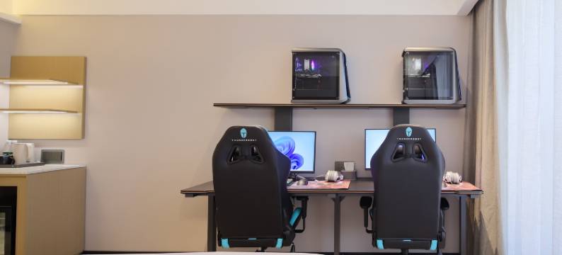 雷神电竞酒店(吕梁离石龙凤北大街店)图片