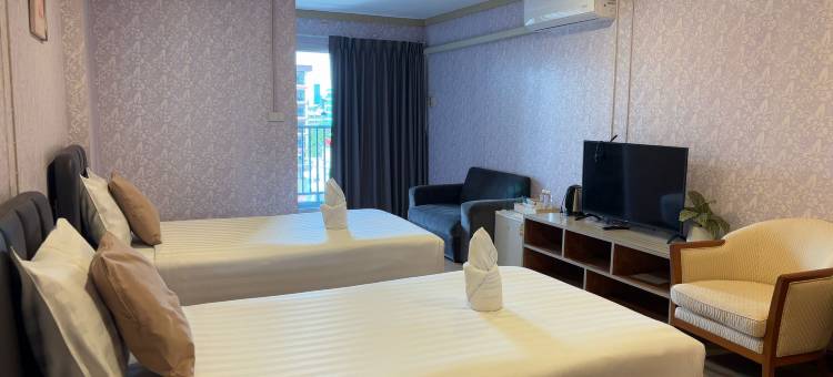 OYO 75446 特拉维斯因塔马拉49号酒店(OYO 75446 Travis Inthamara 49)图片