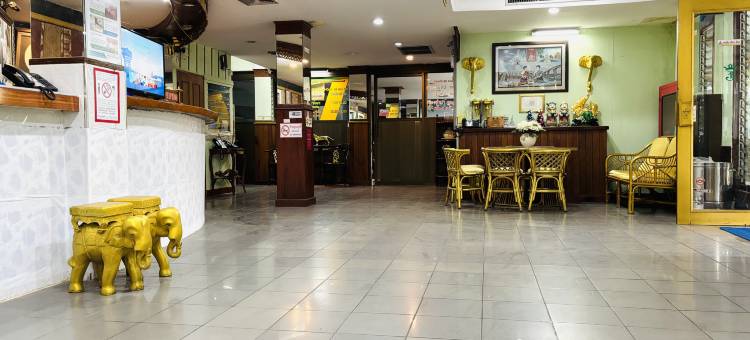 皇家乔曼恩酒店(Royal Jomanee Heritage)图片