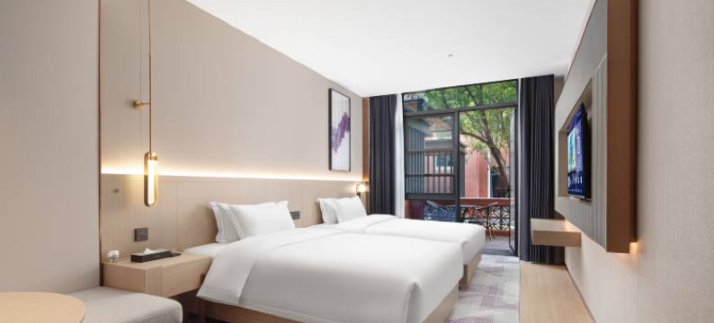 麗枫酒店(景德镇陶溪川文创街区雕塑瓷厂店)图片