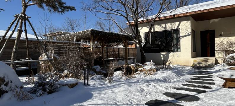 望春山庭院度假民宿​(桓仁望天洞国家地质公园店)图片