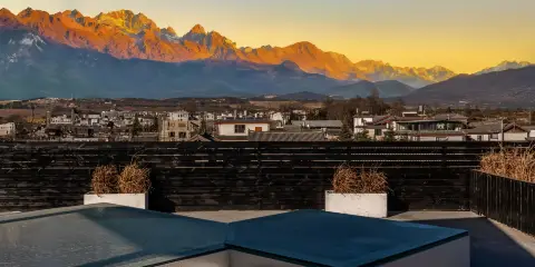 見山·如初見|日照金山雪山全景輕奢美墅(白沙古鎮店)