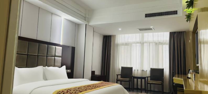 银鸿商务酒店(安康汉阴火车站店)图片