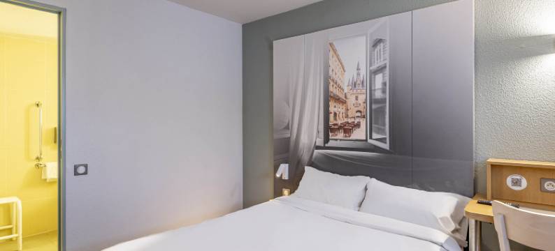 B&B 酒店波尔多梅里尼亚克维尔酒店(B&B HOTEL Bordeaux Mérignac Hôtel de Ville)图片