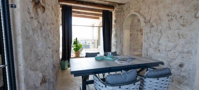 比斯蒂尔阿莱克萨斯玛特埃斯凯普阿达尔茨翁利(Be Still Alexa Smart Luxury Escape Adults Only)图片