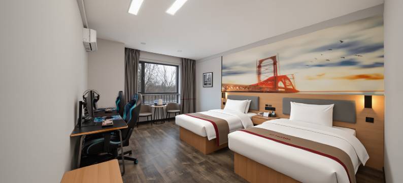 雷神电竞酒店(淄博山东理工大学水晶街店)图片