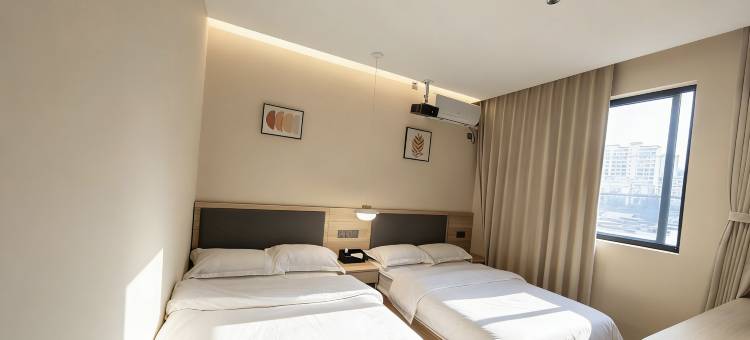月白屋上民宿(广元澳源体育中心川北幼专店)图片
