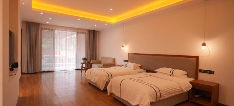 赤水观澜岛酒店(凤凰湿地公园店)图片