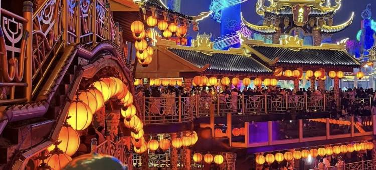 墨韵民宿(万岁山武侠城老河大店)图片