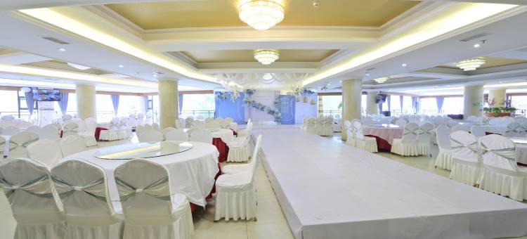 雅安福隆大酒店图片