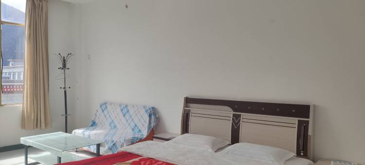 林芝鑫都旅社图片