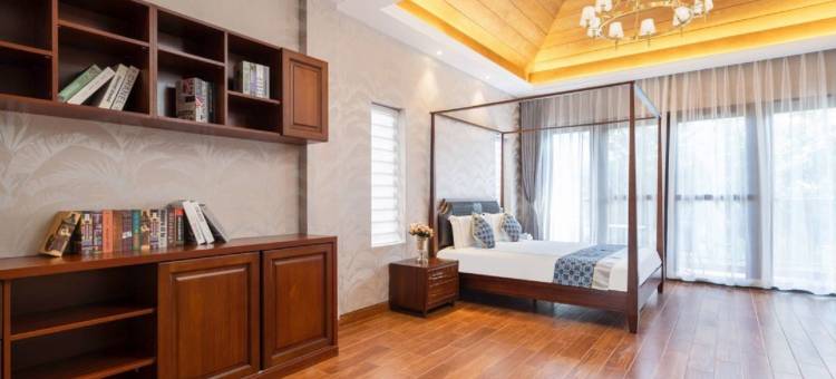 蔚莱港湾泳池度假别墅(三亚湾凤凰机场店)图片