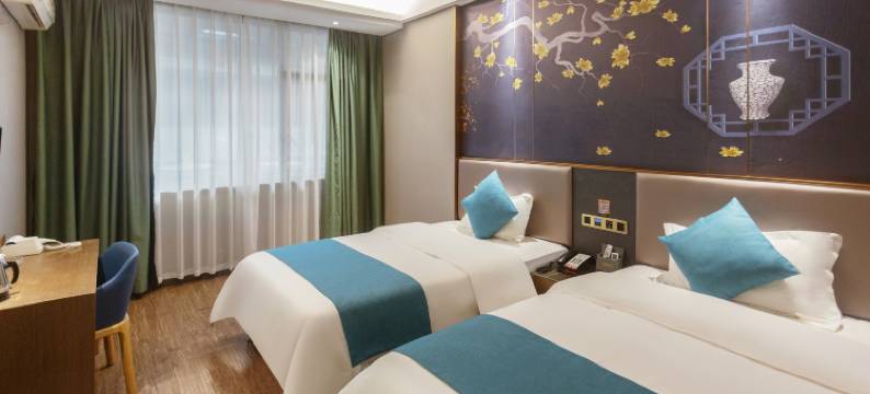 西栅江景民宿(凤凰古城景区沱江店)图片