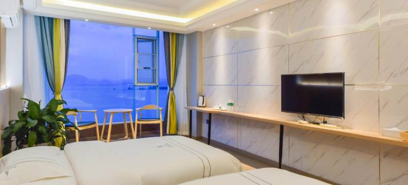 聆海假日酒店图片