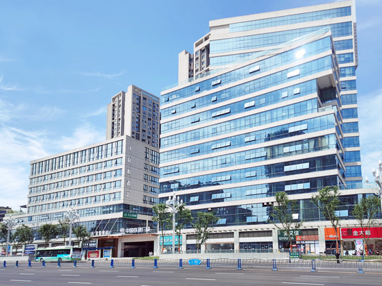 欢悦酒店(达州火车站铁建广场店)