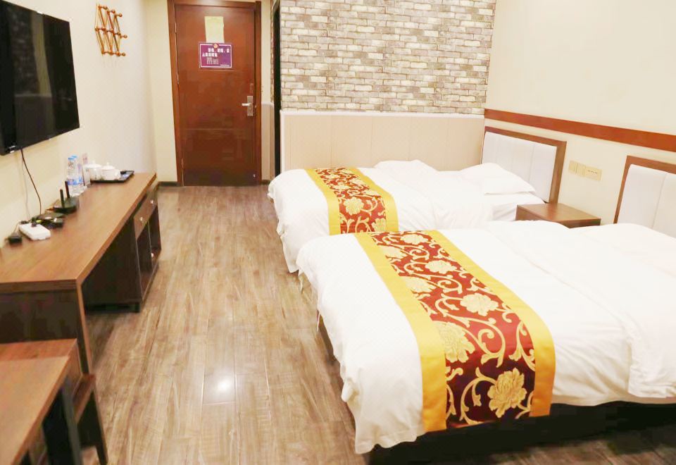 Tongguan dukou homesta Hotel Overview