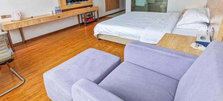 格林豪泰智选酒店(廉江九洲江大道北星光夜市店)图片