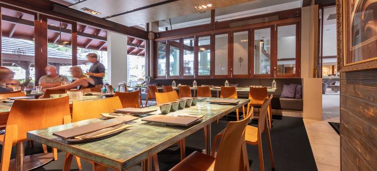 卡苏阿瑞纳三泰盛橡度假酒店(Oaks Casuarina Santai Resort)图片