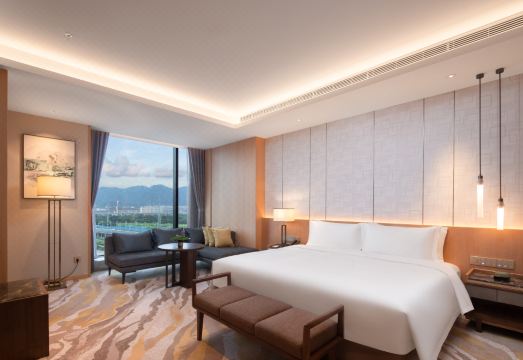 Landison Plaza Tianlan Hotel DongyangHotel Overview