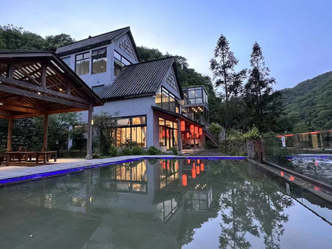 云孚里隐宿·世外度假民宿(青城山镇店)