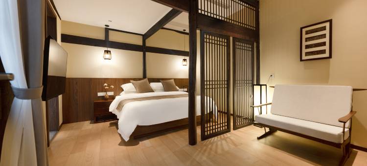 江园·老街里精品古建民宿(黄山屯溪老街黎阳水街店)图片