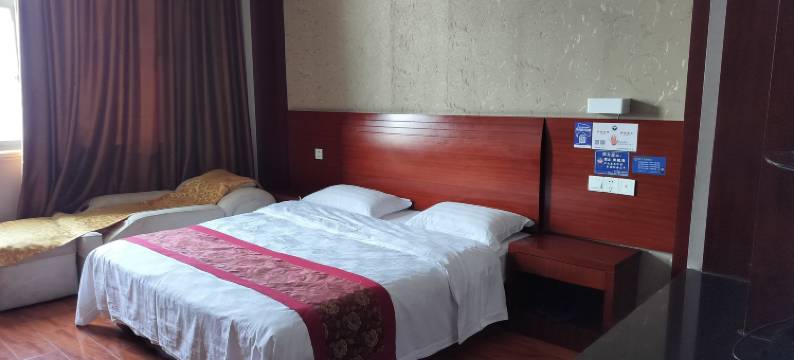 青藤艺宿酒店(庵东汽车站店)图片