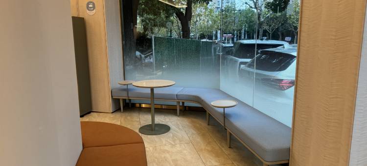 汉庭酒店(上海环球港宁夏路店)图片