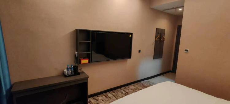 华瑞商务酒店(贾宋店)图片