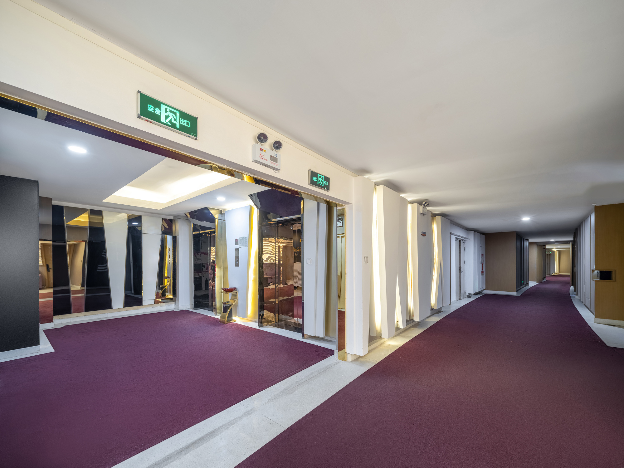 Qingdao Jinfuyue Hotel (Heilongjiang Middle Road Oriental City Branch) Over view