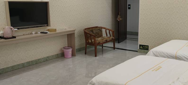 庆丰主题公寓(中山三角店)图片