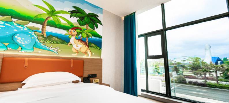 坤逸·精品酒店(自贡方特恐龙王国店)图片