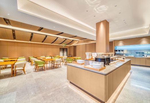 JI Hotel (Zhoushan Putuo Zhujiajian Nansha Scenic Area) Hotel Overview