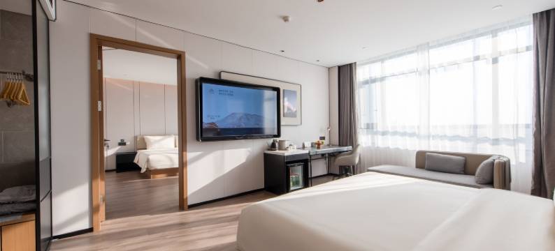 广州白云广花一路亚朵酒店图片