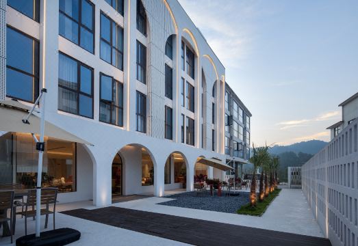 陡沙河见·在野民宿外景图