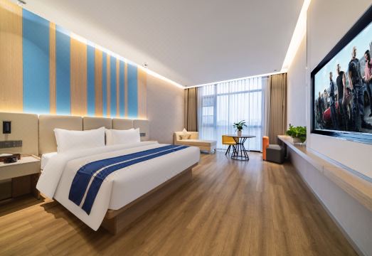 M Bo Man Wan Hotel (South Link Plaza Branch) over view