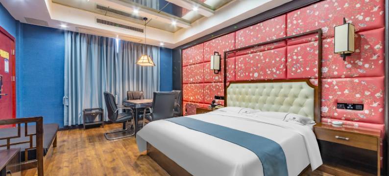 长沙逸盛主题酒店(中南大学阳光地铁站店)图片